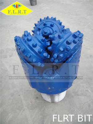 قیمت خوب IADC 435 Tricone Drill Bit / TCI Tricone Bit Blue برای حفاری آبهای زیرزمینی آنلاین